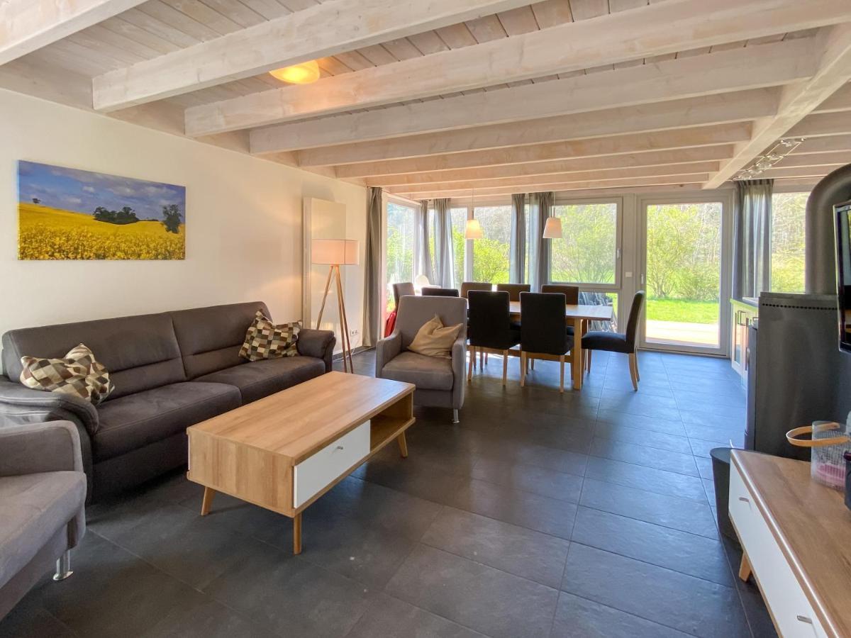 Ferienhaus Wiesengefluester W10 - Mit Sauna, Kamin Und Garten Röbel Eksteriør billede